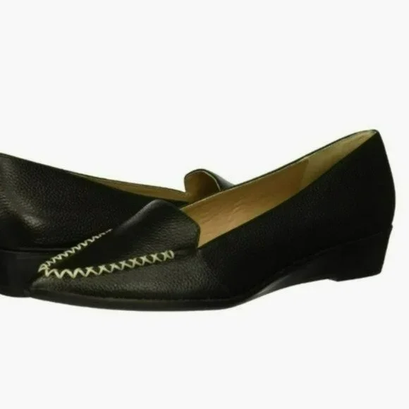 Bettye Muller Pointed-toe Wedge Loafer -7 - Picture 2 of 11